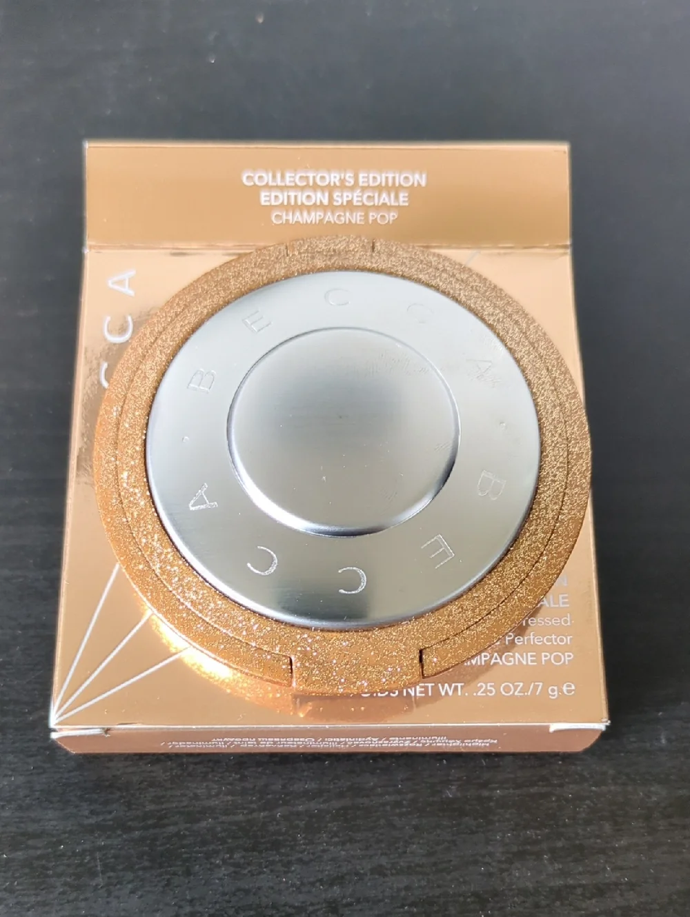 Becca Champagne Pop Ltd. Edition - Picture 3 of 5